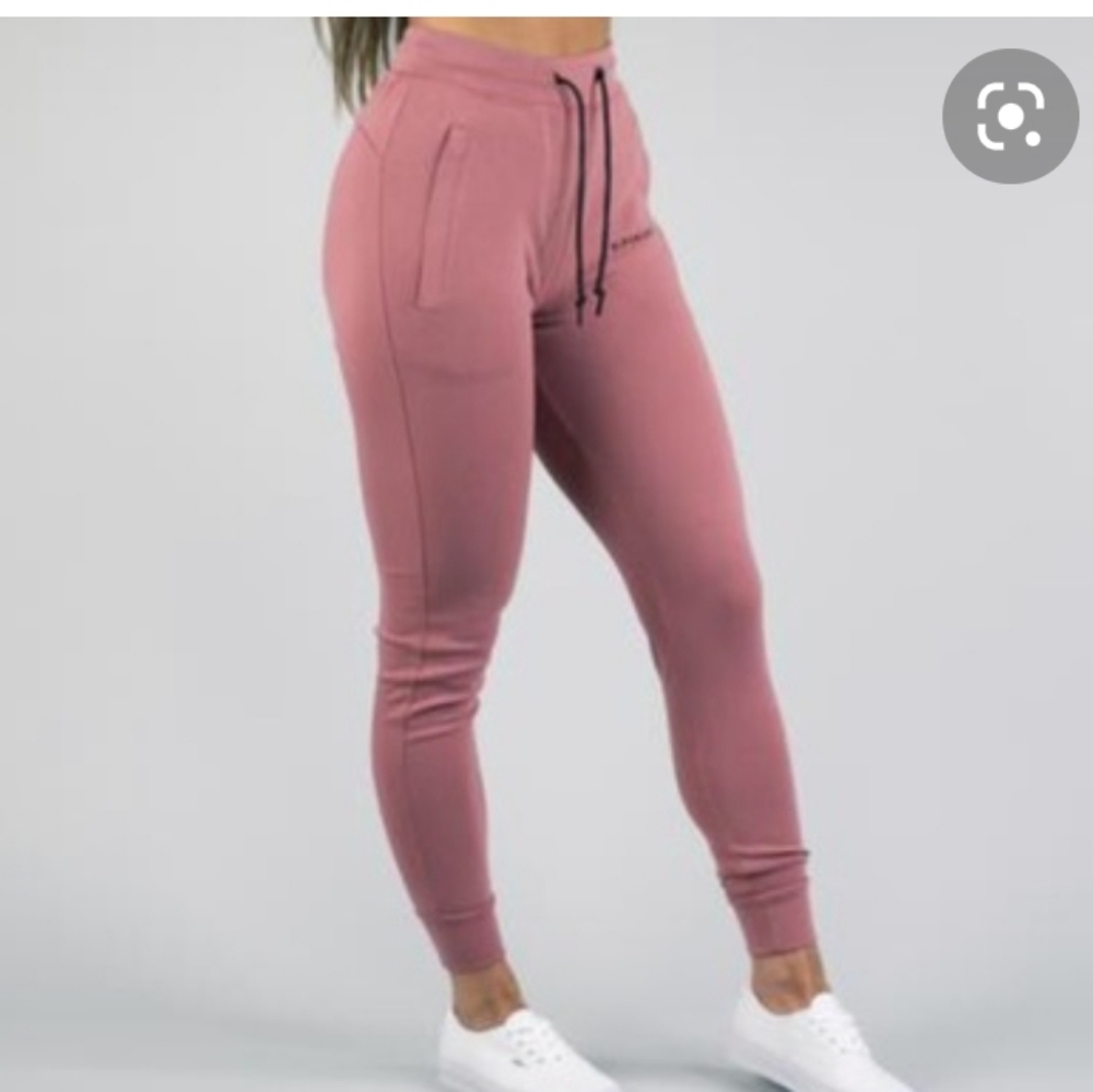 Alphalete Joggers